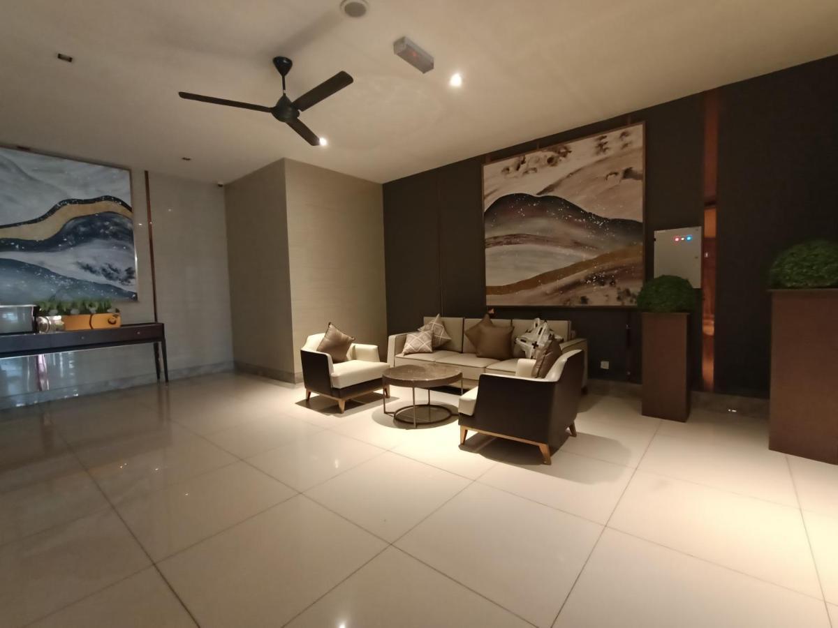 ג'והור בהרו R&F Princess Cove Sweety Homestay 3Beds2Baths מראה חיצוני תמונה
